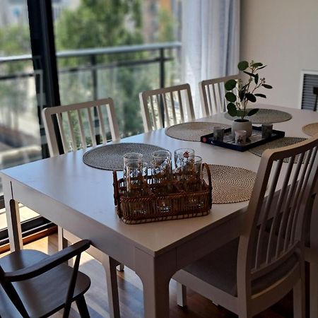 סנט אדריה דה בסוס Modern Apartment, With Parking, Close To The Beach!! מראה חיצוני תמונה